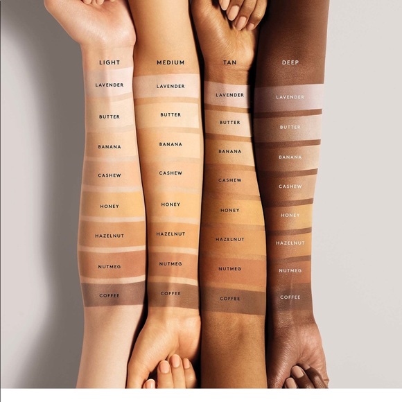 Fenty Beauty By Rihanna Pro Filt’r Instant Retouch Setting Powder (In Nutmeg) - Picture 2 of 5